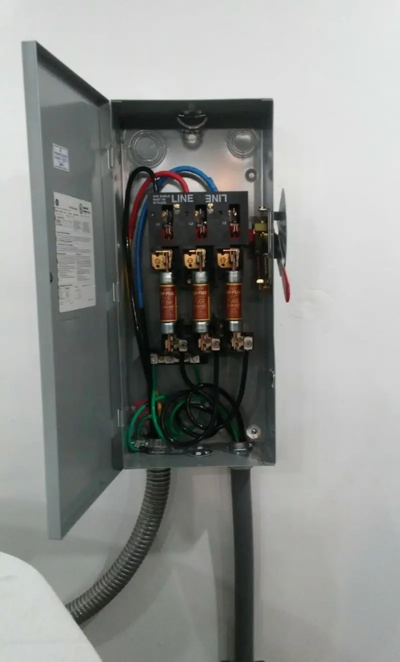 Three-phase disconnect switch installed for Smoke Detector Installation in Brock Hall